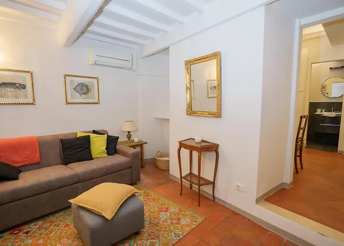 Nice Apartment By Ponte Vecchio